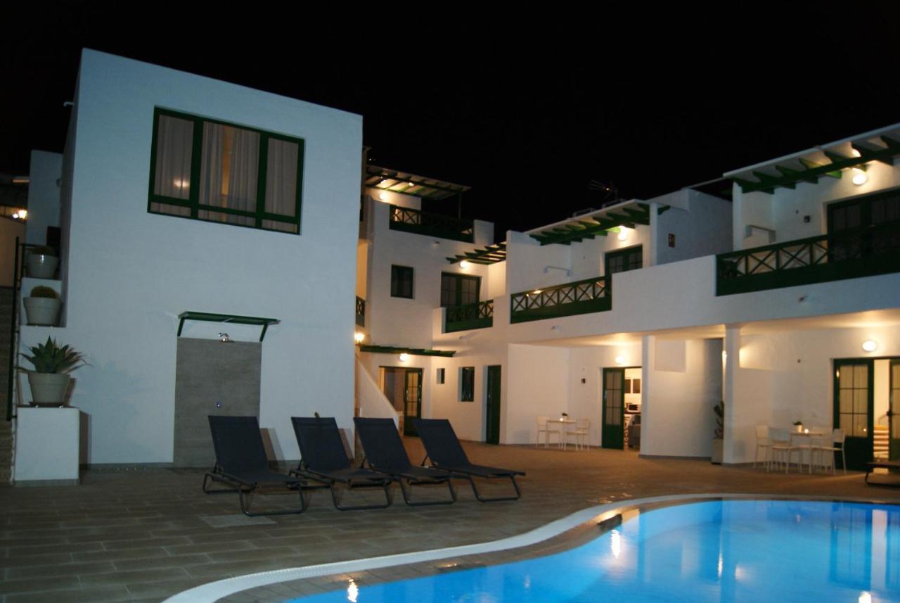 Apartamentos Zalabar Tías Exterior foto